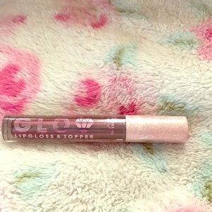 Diamond glow lipgloss and topper